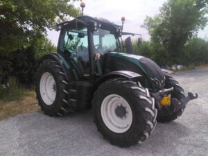 TRACTEUR VALTRA N134 HITECH SKYVIEW