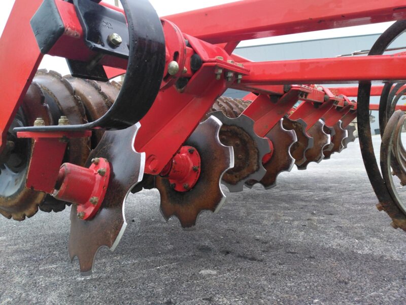 CHISEL HE-VA TRIPLE-TILLER