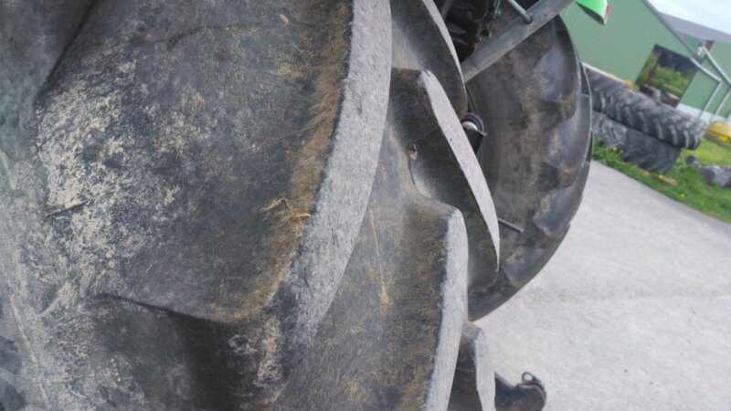 TRACTEUR DEUTZ 5110G CHARGEUR