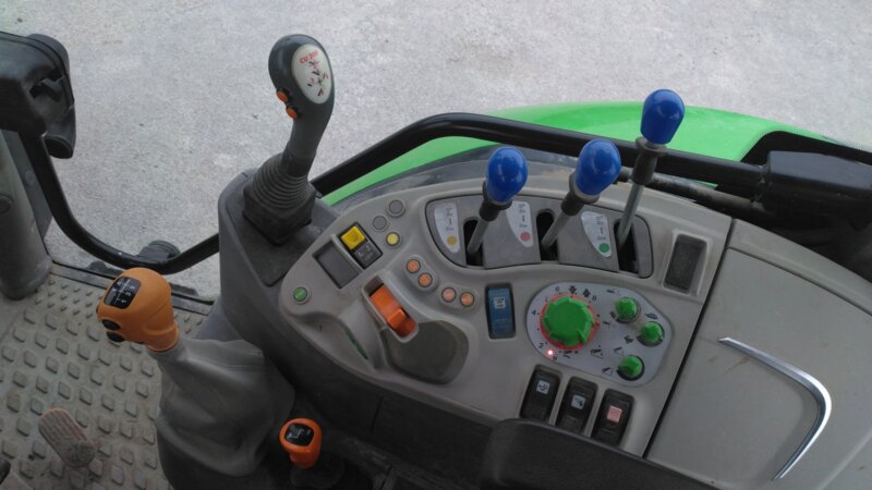 TRACTEUR DEUTZ 5110G CHARGEUR