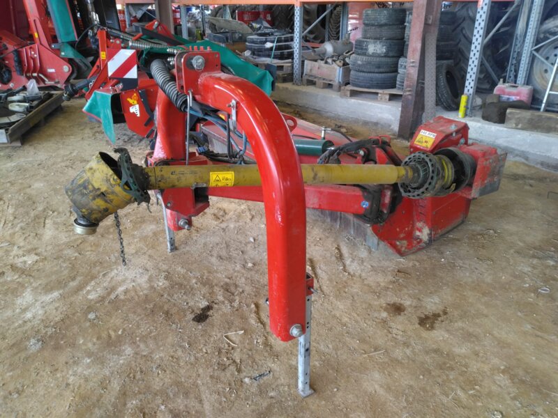 BROYEUR D'ACCOTEMENT BREVIGLIERI HYPERMASTER XL 250 DESVOYS