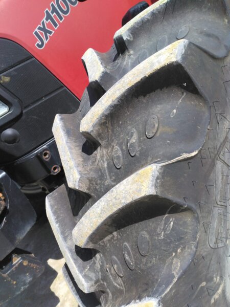 TRACTEUR CASE IH JX1100U NEW HOLLAND T5050