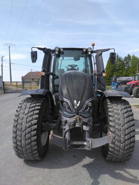 TRACTEUR VALTRA T234 VERSU