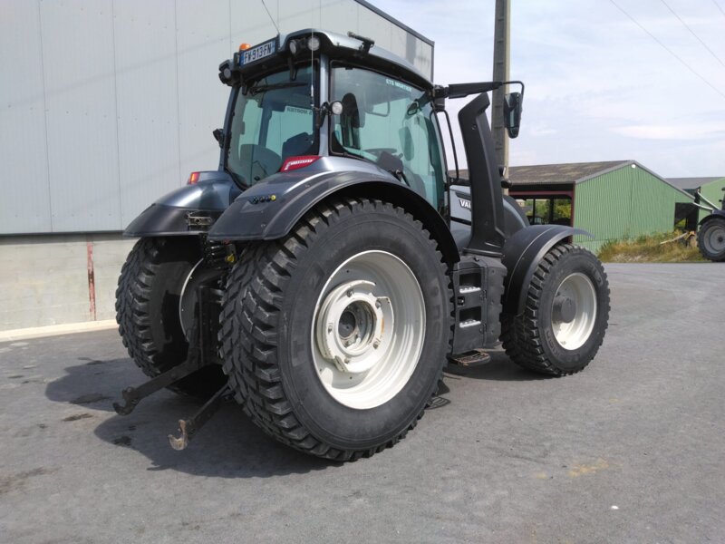 TRACTEUR VALTRA T234 VERSU