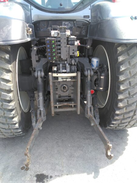 TRACTEUR VALTRA T234 VERSU