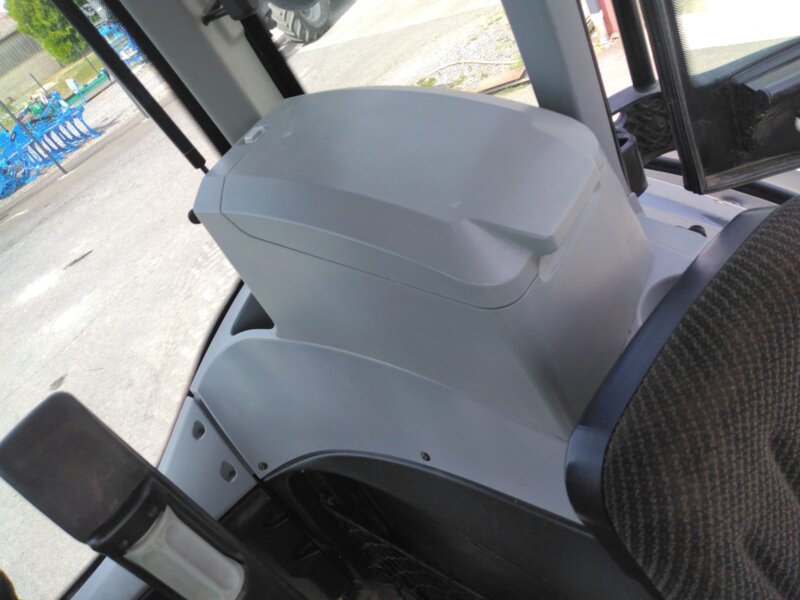 TRACTEUR VALTRA T234 VERSU