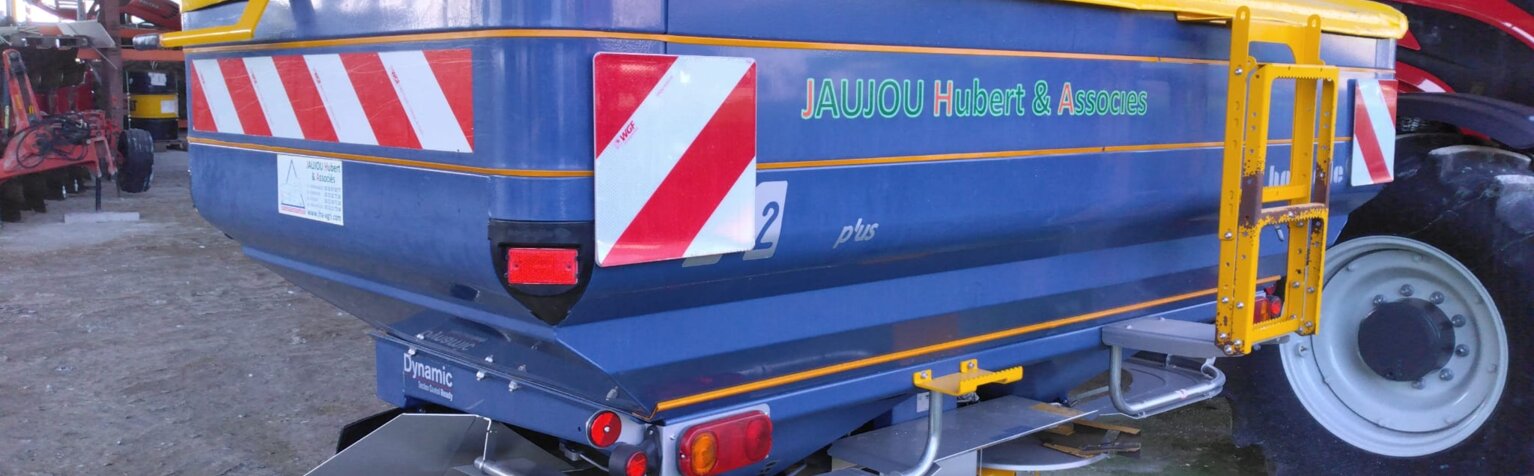 DISTRIBUTEUR D'ENGRAIS BOGBALLE M2W